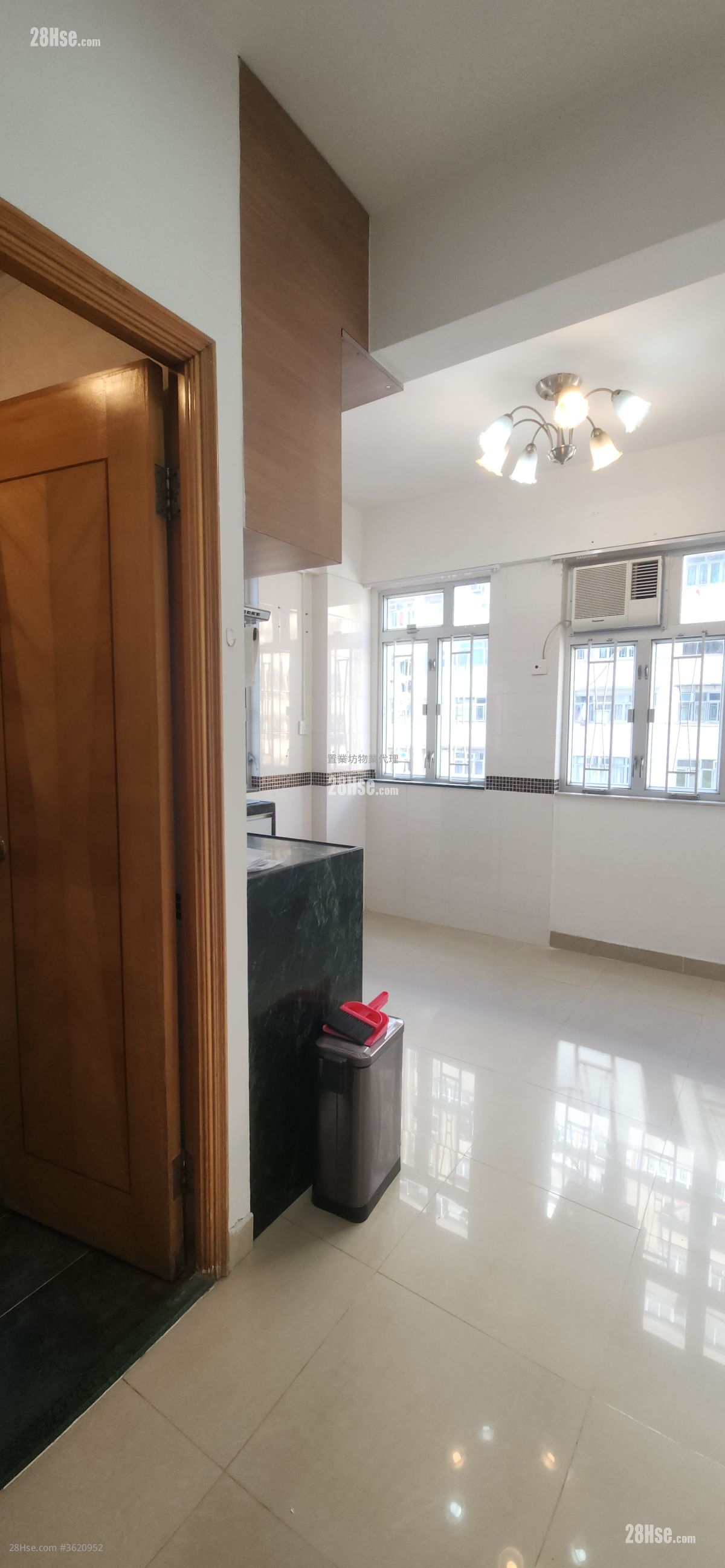 华堂大厦 租盘 2 房 , 1 浴室 277 平方尺 ( 25.7 平方米 ) 华堂大厦 租盘 2 房 , 1 浴室 277 平方尺 ( 25.7 平方米 )