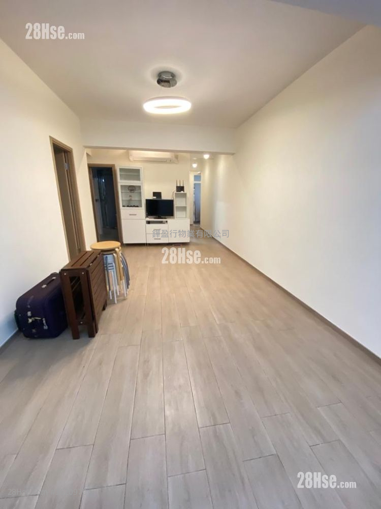 长春大厦 租盘 3 房 , 1 浴室 800 平方尺 ( 74.3 平方米 ) 长春大厦 租盘 3 房 , 1 浴室 800 平方尺 ( 74.3 平方米 )