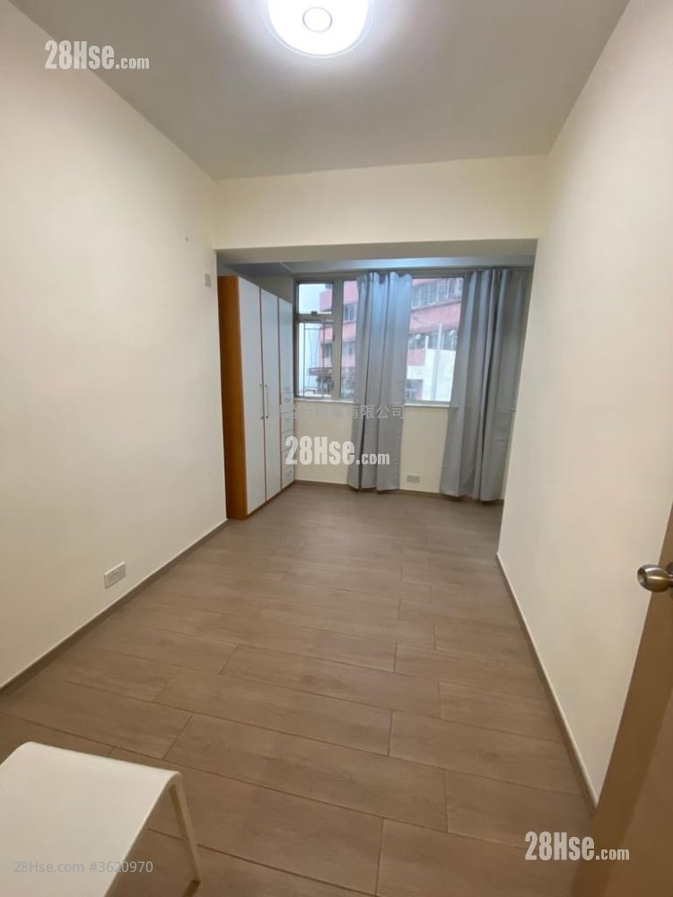 长春大厦 租盘 3 房 , 1 浴室 800 平方尺 ( 74.3 平方米 ) 长春大厦 租盘 3 房 , 1 浴室 800 平方尺 ( 74.3 平方米 )