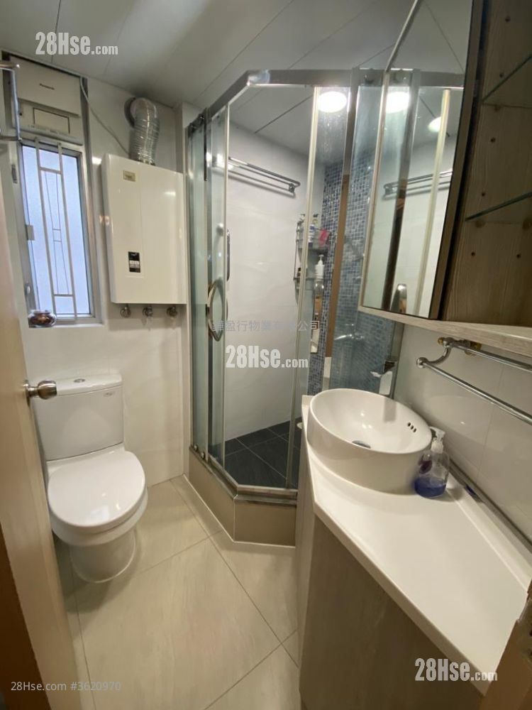 长春大厦 租盘 3 房 , 1 浴室 800 平方尺 ( 74.3 平方米 ) 长春大厦 租盘 3 房 , 1 浴室 800 平方尺 ( 74.3 平方米 )