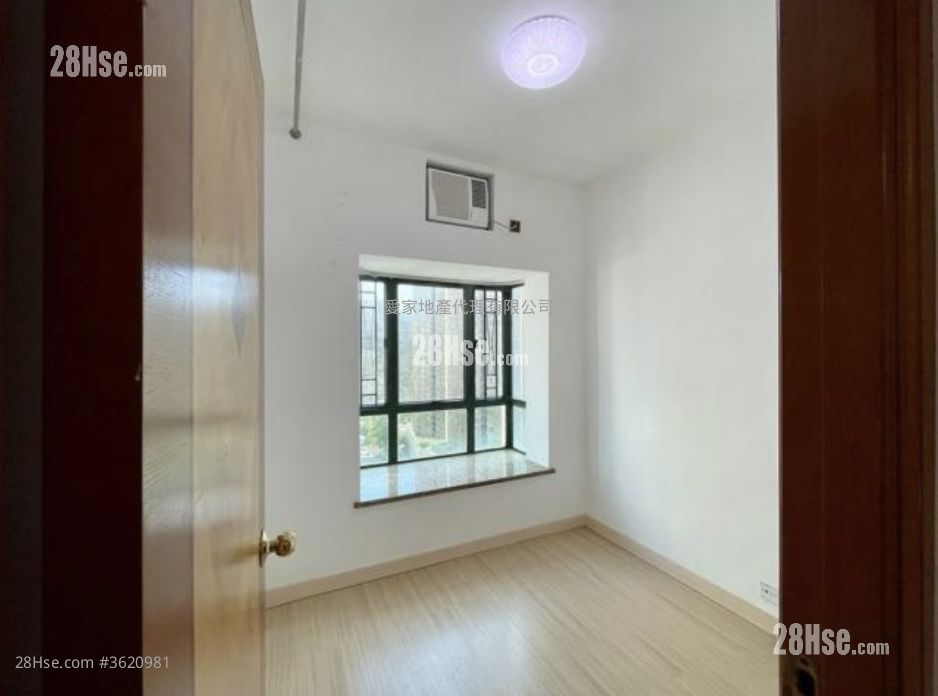 东港城 租盘 2 房 , 1 浴室 463 平方尺 ( 43.0 平方米 ) 东港城 租盘 2 房 , 1 浴室 463 平方尺 ( 43.0 平方米 )