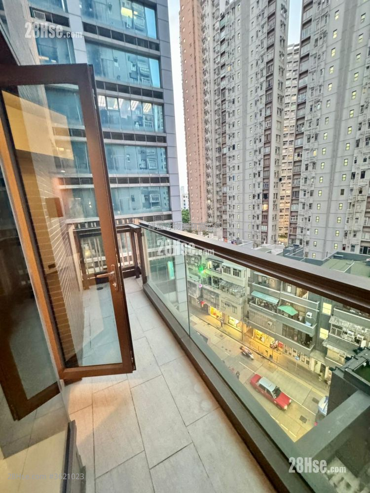 One Prestige Rental Studio , 1 Bathroom 202 ft² ( 18.8 m² ) One Prestige Rental Studio , 1 Bathroom 202 ft² ( 18.8 m² )