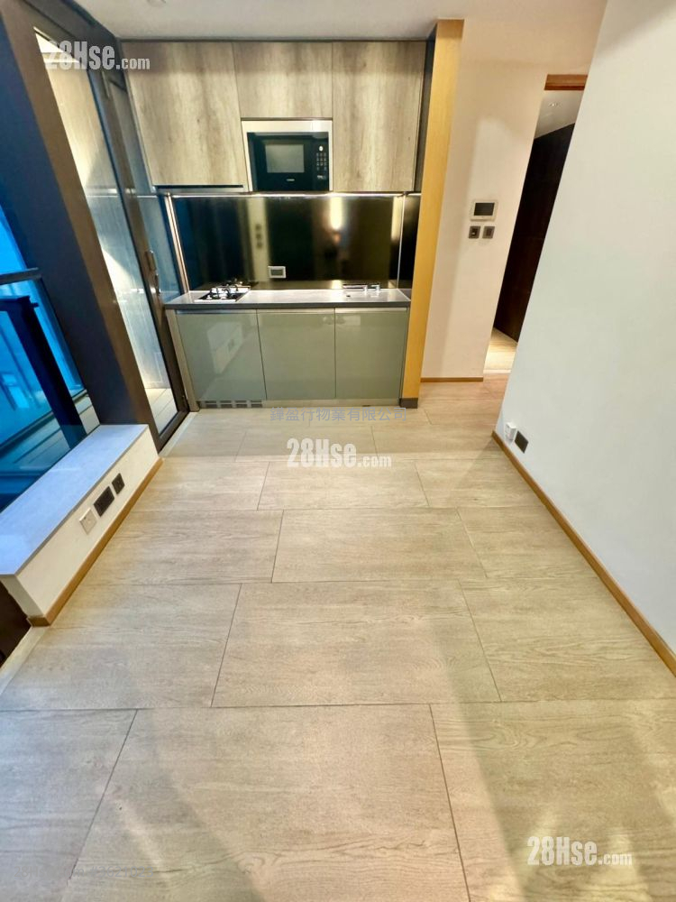 One Prestige Rental Studio , 1 Bathroom 202 ft² ( 18.8 m² ) One Prestige Rental Studio , 1 Bathroom 202 ft² ( 18.8 m² )