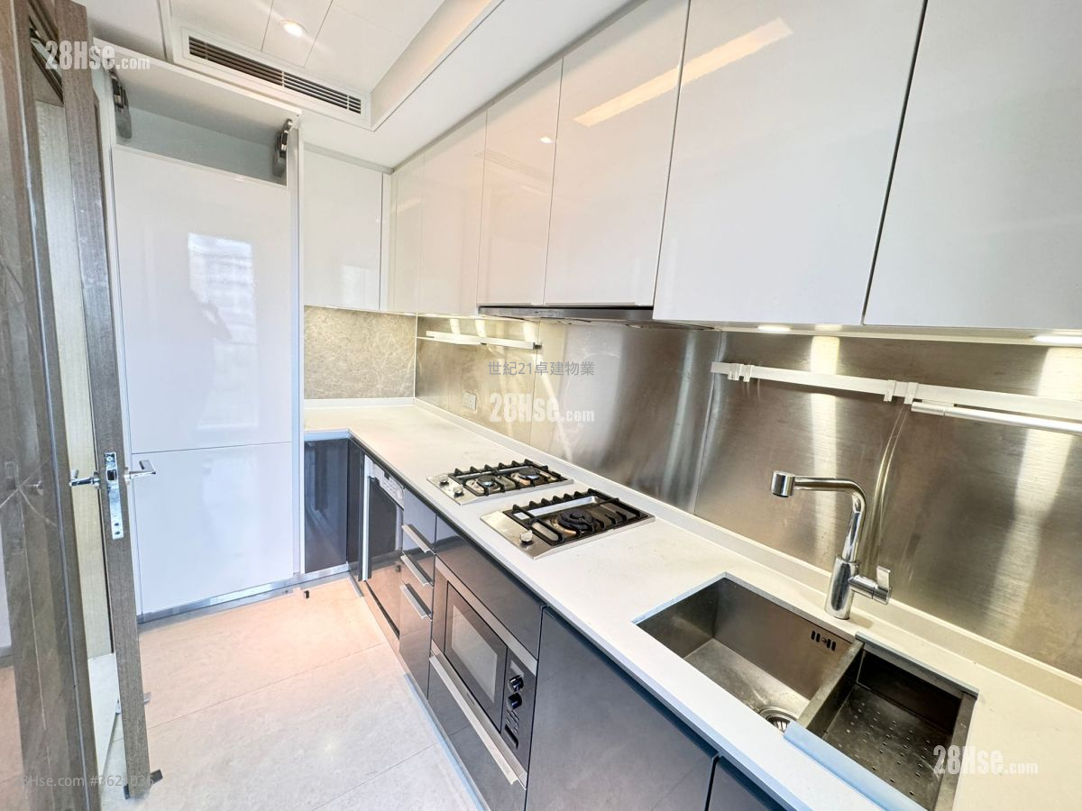 The Austin 售盘 2 房 , 2 浴室 581 平方尺 ( 54.0 平方米 ) The Austin 售盘 2 房 , 2 浴室 581 平方尺 ( 54.0 平方米 )