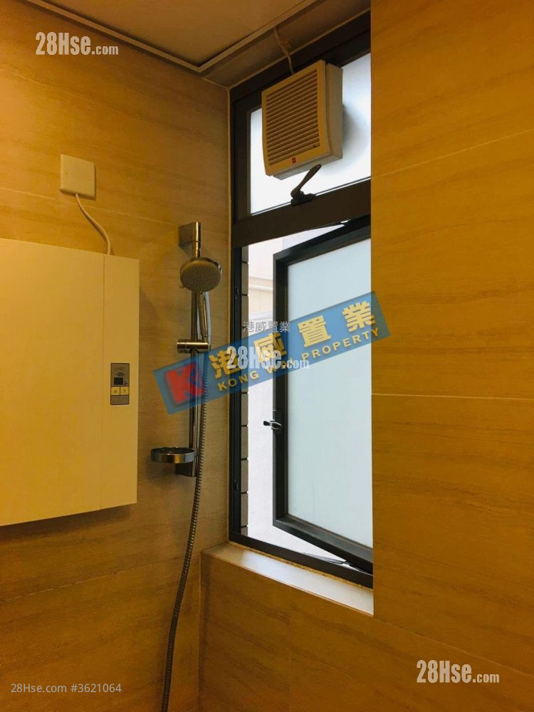 Heya Star Rental 2 Bedrooms , 1 Bathroom 542 ft² ( 50.4 m² ) Heya Star Rental 2 Bedrooms , 1 Bathroom 542 ft² ( 50.4 m² )