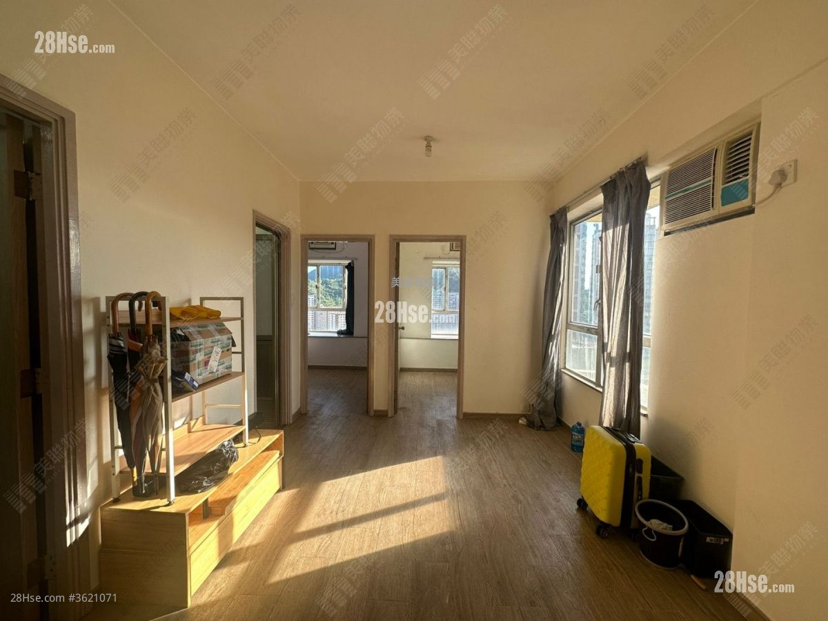 Tsing Yi Garden Sell 2 Bedrooms , 1 Bathroom 343 ft² ( 31.9 m² )