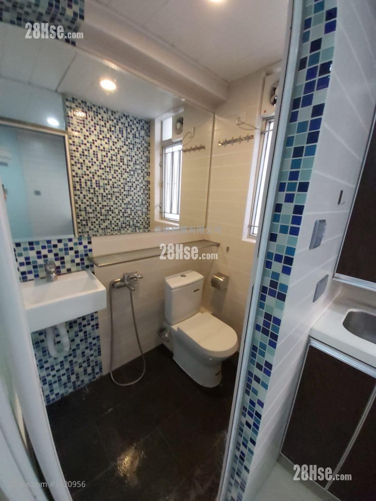 Tung Yan Court Rental Studio , 1 Bathroom 211 ft² ( 19.6 m² ) Tung Yan Court Rental Studio , 1 Bathroom 211 ft² ( 19.6 m² )