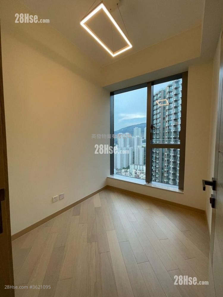Grand Central Rental 522 ft² ( 48.5 m² ) Grand Central Rental 522 ft² ( 48.5 m² )