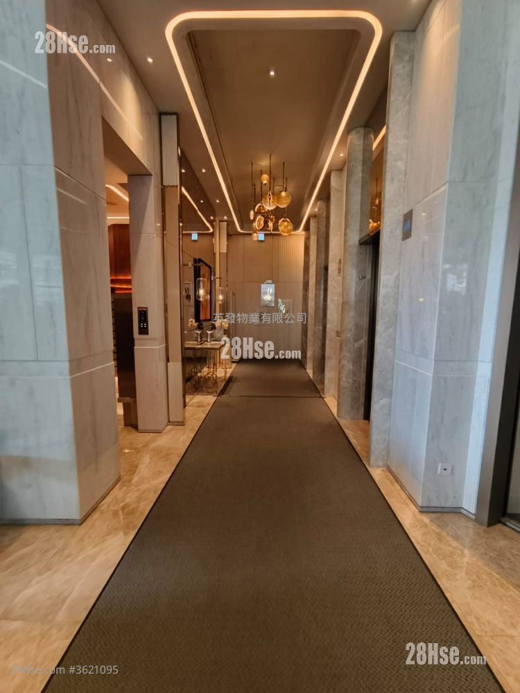 Grand Central Rental 522 ft² ( 48.5 m² ) Grand Central Rental 522 ft² ( 48.5 m² )