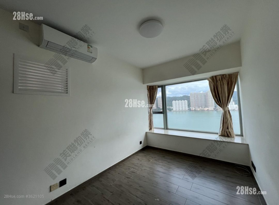 Park Island Rental 4 Bedrooms , 2 Bathrooms 762 ft² ( 70.8 m² ) Park Island Rental 4 Bedrooms , 2 Bathrooms 762 ft² ( 70.8 m² )