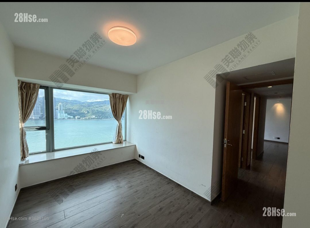 Park Island Rental 4 Bedrooms , 2 Bathrooms 762 ft² ( 70.8 m² ) Park Island Rental 4 Bedrooms , 2 Bathrooms 762 ft² ( 70.8 m² )