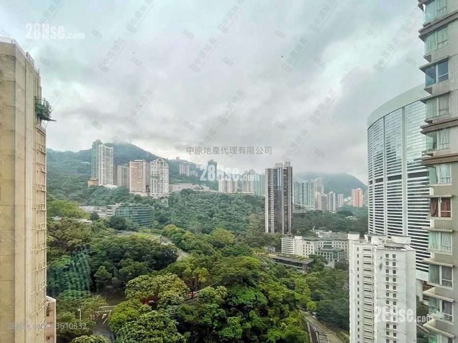 Starcrest Sell 1 Bedroom , 1 Bathroom 578 ft² ( 53.7 m² ) Starcrest Sell 1 Bedroom , 1 Bathroom 578 ft² ( 53.7 m² )