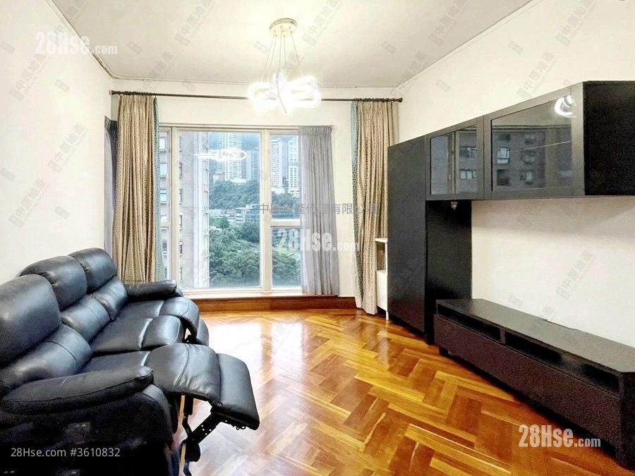 Starcrest Sell 1 Bedroom , 1 Bathroom 578 ft² ( 53.7 m² ) Starcrest Sell 1 Bedroom , 1 Bathroom 578 ft² ( 53.7 m² )