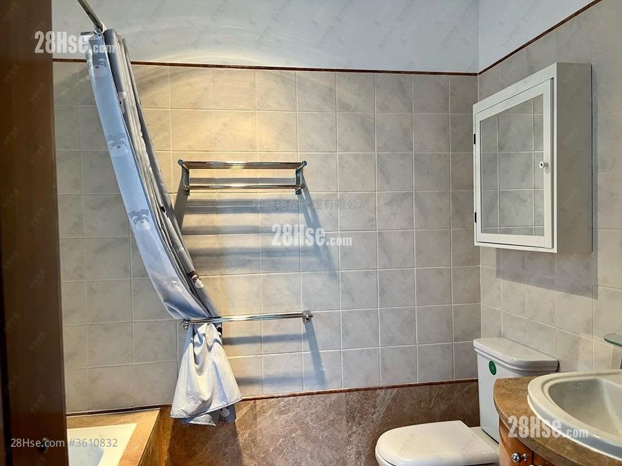 Starcrest Sell 1 Bedroom , 1 Bathroom 578 ft² ( 53.7 m² ) Starcrest Sell 1 Bedroom , 1 Bathroom 578 ft² ( 53.7 m² )