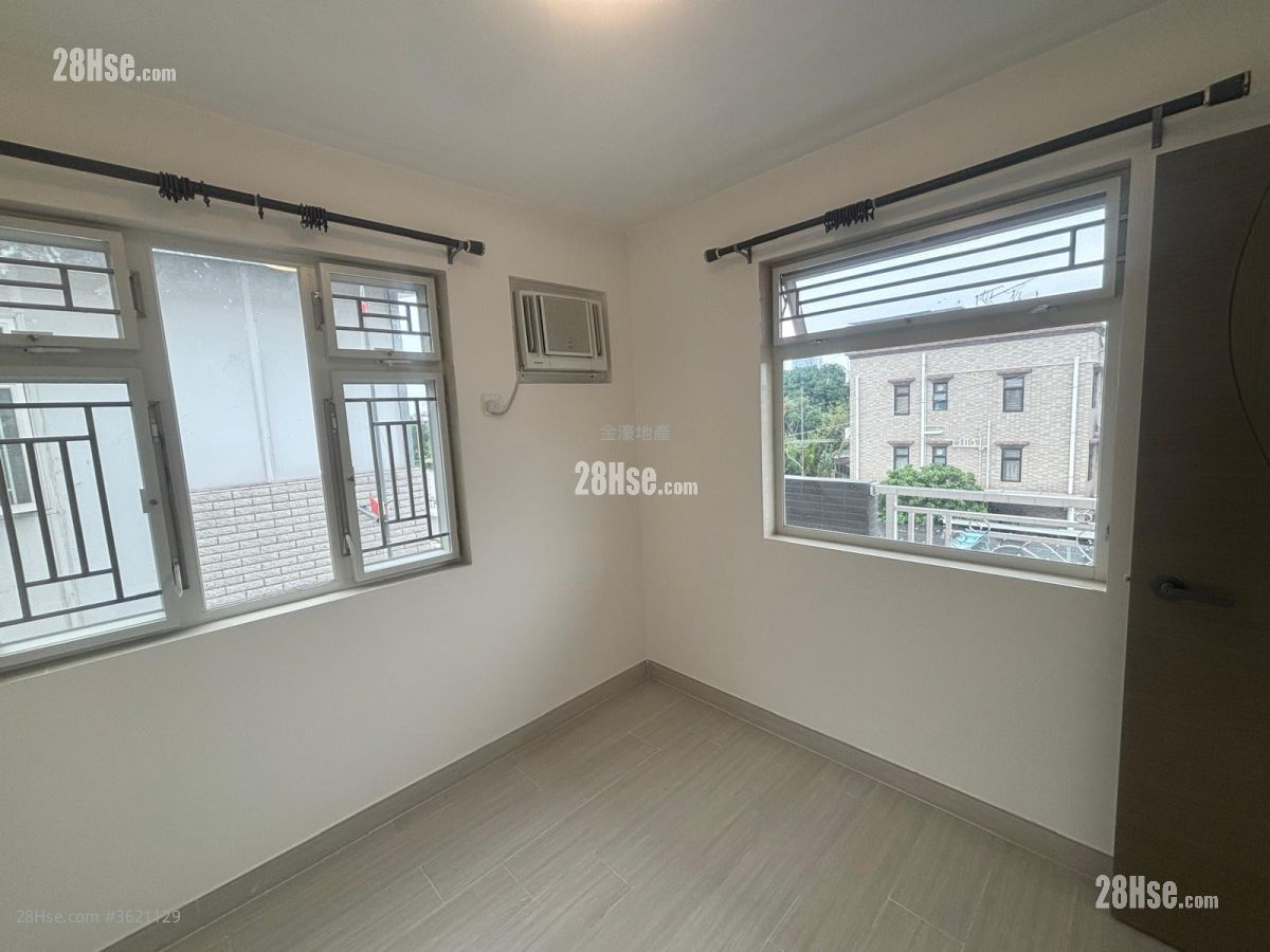 村屋 租盘 3 房 , 1 浴室 700 平方尺 ( 65.0 平方米 ) 村屋 租盘 3 房 , 1 浴室 700 平方尺 ( 65.0 平方米 )