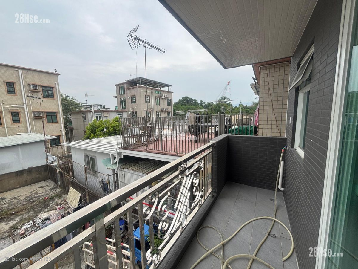 村屋 租盘 3 房 , 1 浴室 700 平方尺 ( 65.0 平方米 ) 村屋 租盘 3 房 , 1 浴室 700 平方尺 ( 65.0 平方米 )