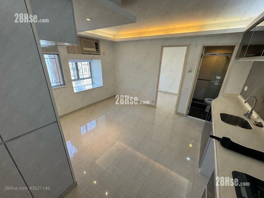 翠屏花园 售盘 1 房 269 平方尺 ( 25.0 平方米 ) 翠屏花园 售盘 1 房 269 平方尺 ( 25.0 平方米 )