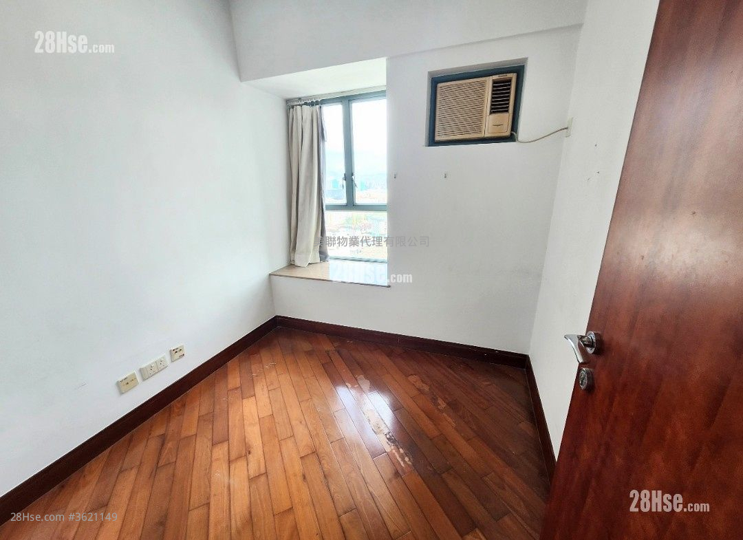 Aquamarine Sell 3 Bedrooms , 1 Bathroom 588 ft² ( 54.6 m² ) Aquamarine Sell 3 Bedrooms , 1 Bathroom 588 ft² ( 54.6 m² )