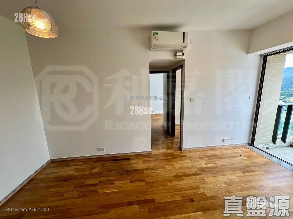 Green Code Rental 3 Bedrooms , 1 Bathroom 510 ft² ( 47.4 m² ) Green Code Rental 3 Bedrooms , 1 Bathroom 510 ft² ( 47.4 m² )