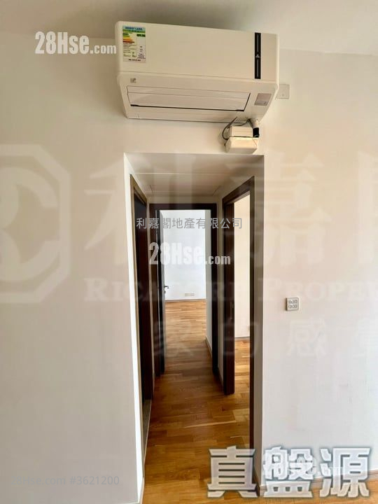 Green Code Rental 3 Bedrooms , 1 Bathroom 510 ft² ( 47.4 m² ) Green Code Rental 3 Bedrooms , 1 Bathroom 510 ft² ( 47.4 m² )