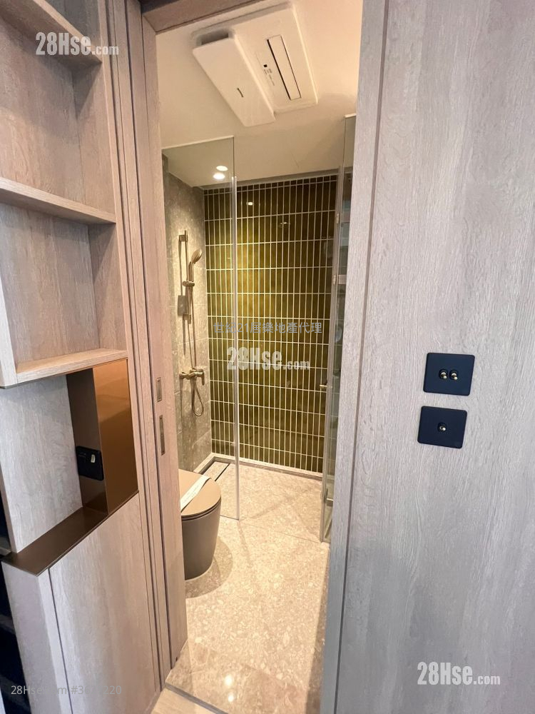 柏蔚森 租盘 2 房 , 1 浴室 384 平方尺 ( 35.7 平方米 ) 柏蔚森 租盘 2 房 , 1 浴室 384 平方尺 ( 35.7 平方米 )