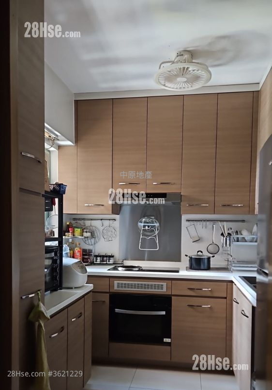 柏丽豪园 租盘 851 平方尺 ( 79.1 平方米 ) 柏丽豪园 租盘 851 平方尺 ( 79.1 平方米 )