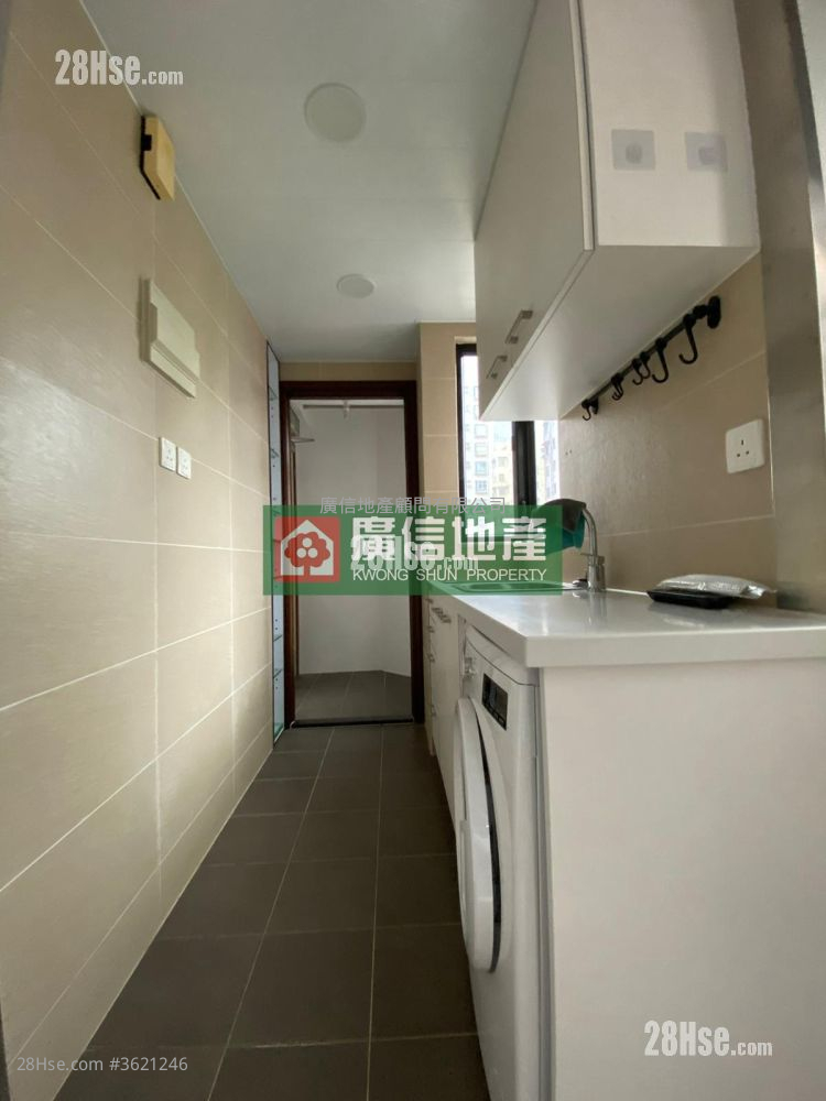 Profit Nice Mansion Sell Studio , 1 Bathroom 187 ft² ( 17.4 m² ) Profit Nice Mansion Sell Studio , 1 Bathroom 187 ft² ( 17.4 m² )