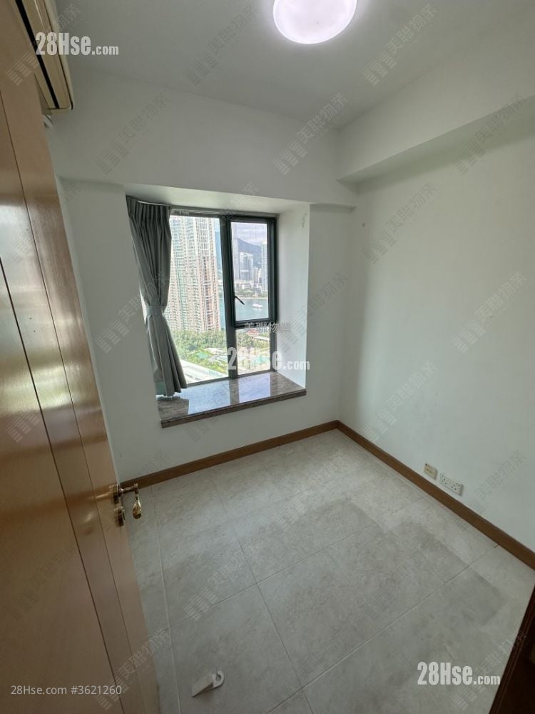 Tierra Verde Rental 3 Bedrooms , 2 Bathrooms 670 ft² ( 62.2 m² ) Tierra Verde Rental 3 Bedrooms , 2 Bathrooms 670 ft² ( 62.2 m² )