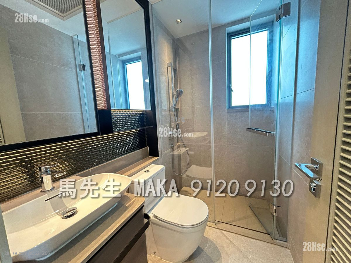 Prince Central Rental 4 Bedrooms , 3 Bathrooms 890 ft² ( 82.7 m² ) Prince Central Rental 4 Bedrooms , 3 Bathrooms 890 ft² ( 82.7 m² )