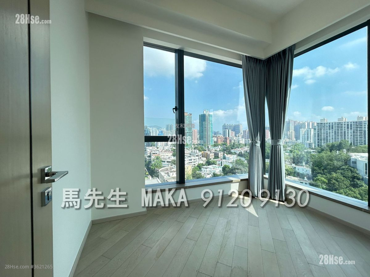 Prince Central Rental 4 Bedrooms , 3 Bathrooms 890 ft² ( 82.7 m² ) Prince Central Rental 4 Bedrooms , 3 Bathrooms 890 ft² ( 82.7 m² )