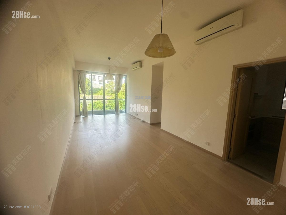 Dragons Range Sell 3 Bedrooms , 3 Bathrooms 1,011 ft² ( 93.9 m² ) Dragons Range Sell 3 Bedrooms , 3 Bathrooms 1,011 ft² ( 93.9 m² )