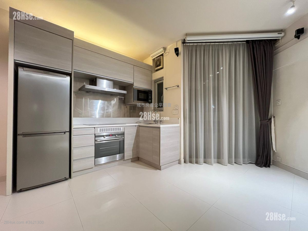 羲皇台 租盘 473 平方尺 ( 43.9 平方米 ) 羲皇台 租盘 473 平方尺 ( 43.9 平方米 )