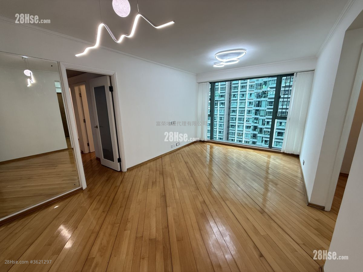 Laguna Verde Rental 4 Bedrooms , 2 Bathrooms 857 ft² ( 79.6 m² ) Laguna Verde Rental 4 Bedrooms , 2 Bathrooms 857 ft² ( 79.6 m² )