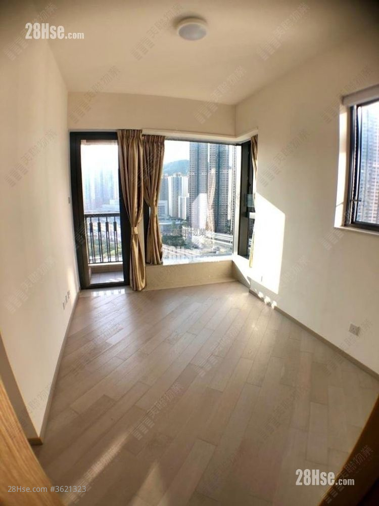 天晋 售盘 4 房 , 2 浴室 735 平方尺 ( 68.3 平方米 ) 天晋 售盘 4 房 , 2 浴室 735 平方尺 ( 68.3 平方米 )