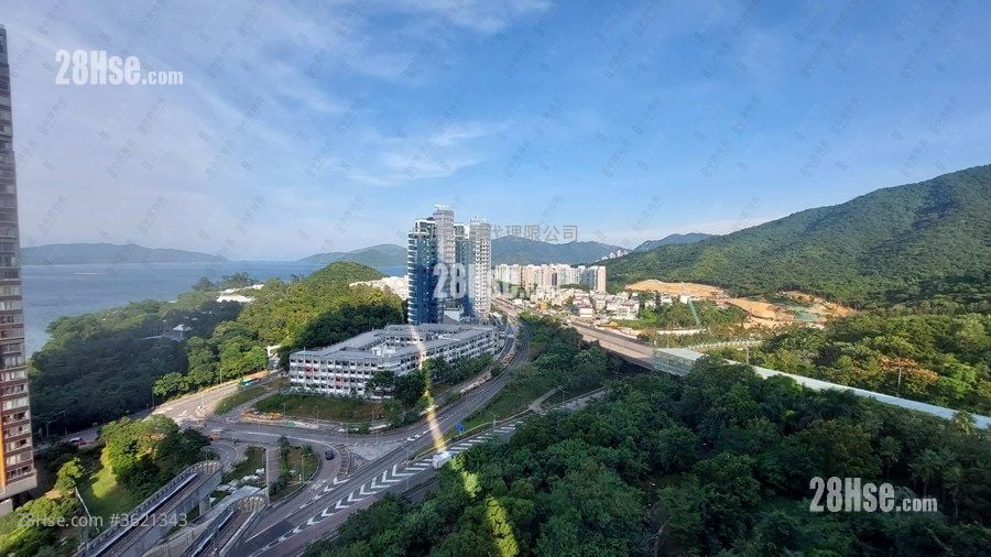 银湖天峰 售盘 4 房 , 4 浴室 1,856 平方尺 ( 172.4 平方米 ) 银湖天峰 售盘 4 房 , 4 浴室 1,856 平方尺 ( 172.4 平方米 )