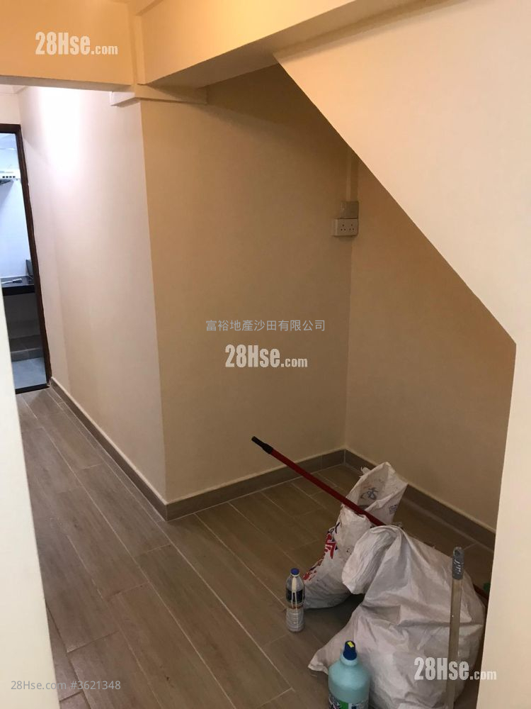 隔田村 租盘 2 房 , 1 浴室 350 平方尺 ( 32.5 平方米 ) 隔田村 租盘 2 房 , 1 浴室 350 平方尺 ( 32.5 平方米 )