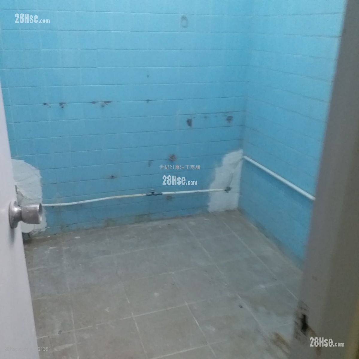 Universal Industrial Centre Rental 1 Bedroom , 1 Toilet Universal Industrial Centre Rental 1 Bedroom , 1 Toilet