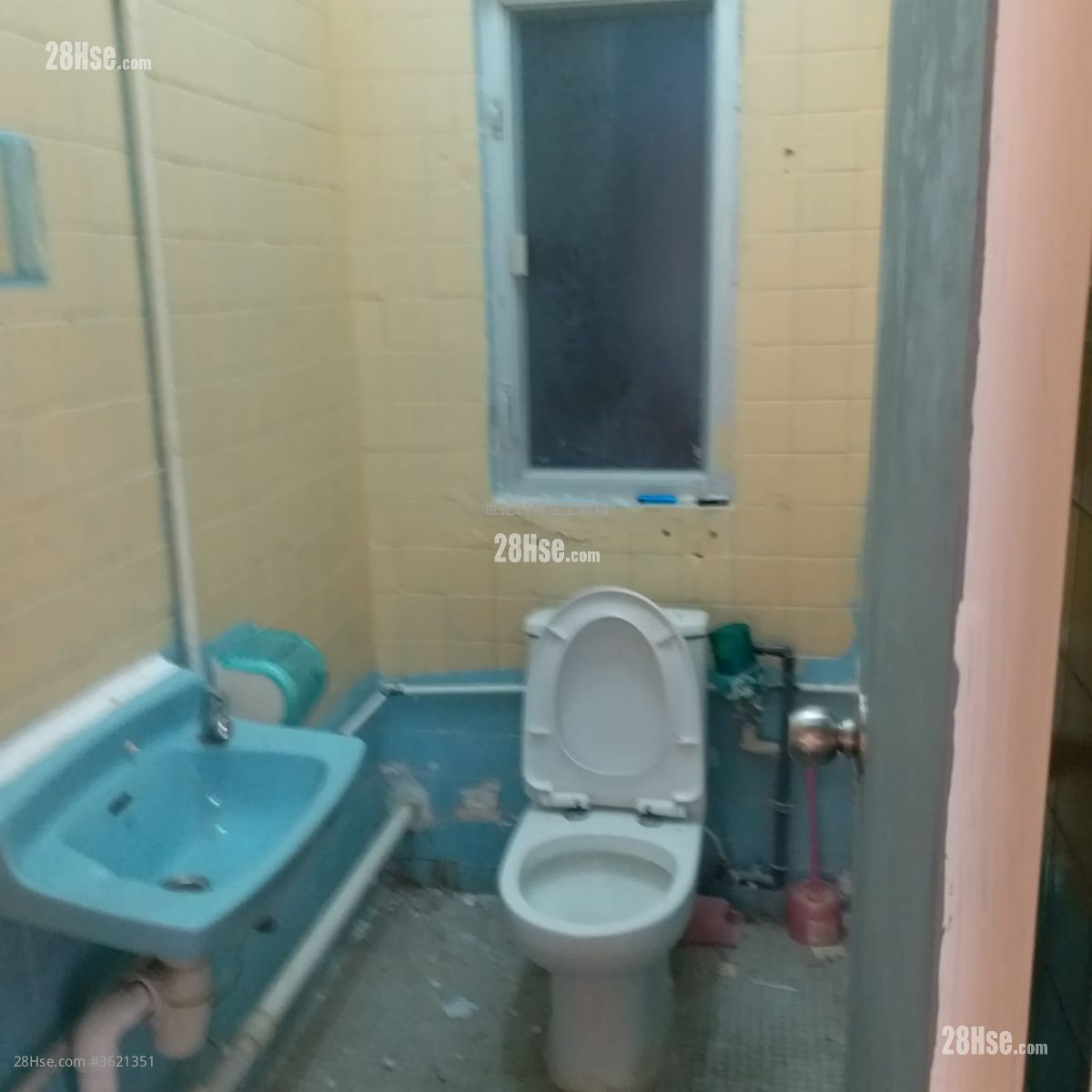Universal Industrial Centre Rental 1 Bedroom , 1 Toilet Universal Industrial Centre Rental 1 Bedroom , 1 Toilet