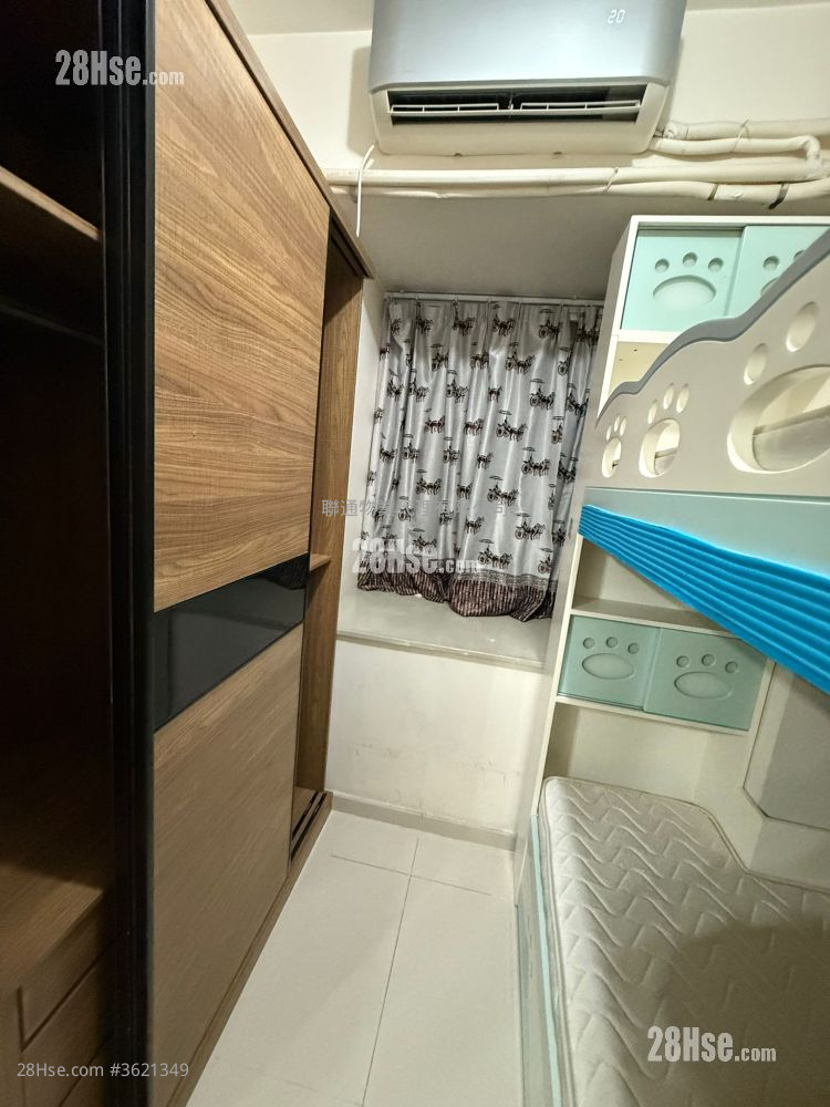 Kar Shun Building Rental 2 Bedrooms , 1 Bathroom 327 ft² ( 30.4 m² ) Kar Shun Building Rental 2 Bedrooms , 1 Bathroom 327 ft² ( 30.4 m² )