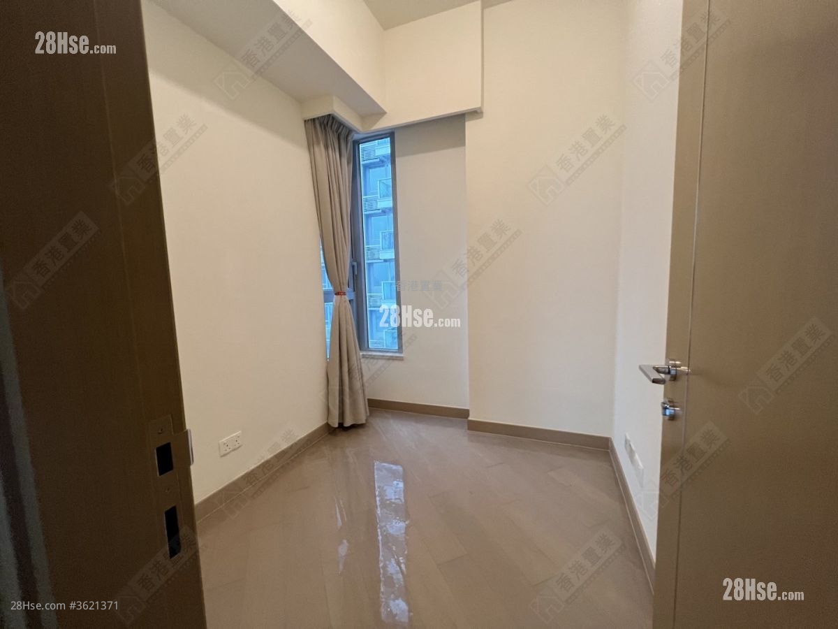 汇玺 售盘 4 房 , 4 浴室 1,368 平方尺 ( 127.1 平方米 ) 汇玺 售盘 4 房 , 4 浴室 1,368 平方尺 ( 127.1 平方米 )