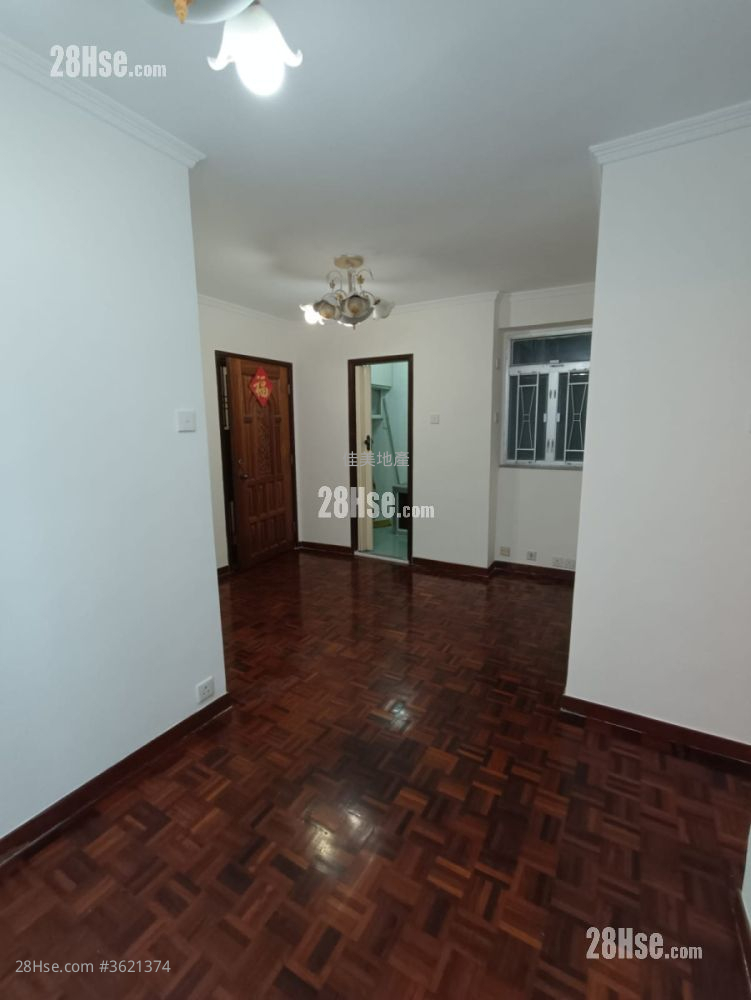 Wyler Garden Sell 2 Bedrooms , 1 Bathroom 372 ft² ( 34.6 m² ) Wyler Garden Sell 2 Bedrooms , 1 Bathroom 372 ft² ( 34.6 m² )