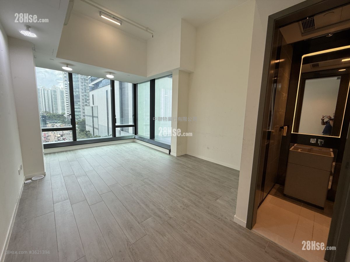 W LUXE 售盘 332 平方尺 ( 30.8 平方米 )