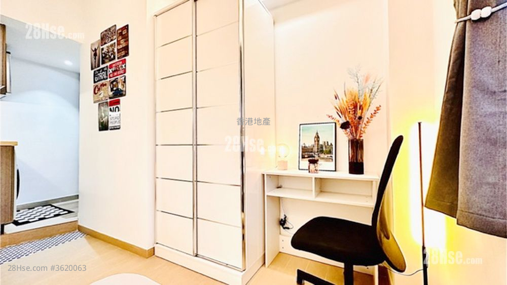 Apartment Rental Studio , 1 Bathroom 230 ft² ( 21.4 m² ) Apartment Rental Studio , 1 Bathroom 230 ft² ( 21.4 m² )