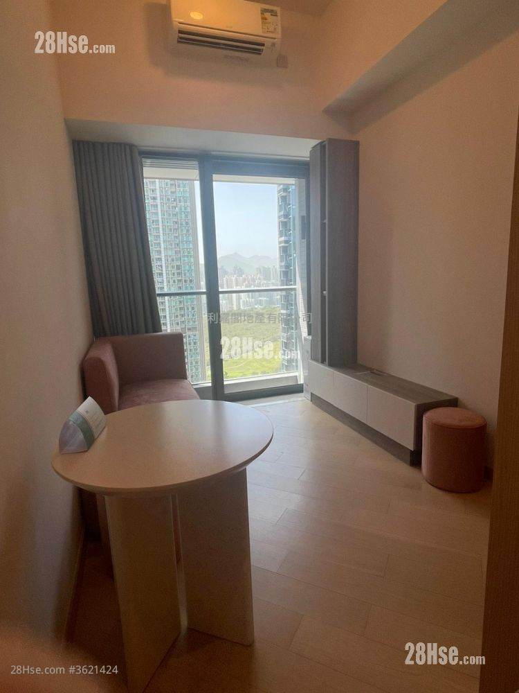 海茵庄园 租盘 288 平方尺 ( 26.8 平方米 ) 海茵庄园 租盘 288 平方尺 ( 26.8 平方米 )