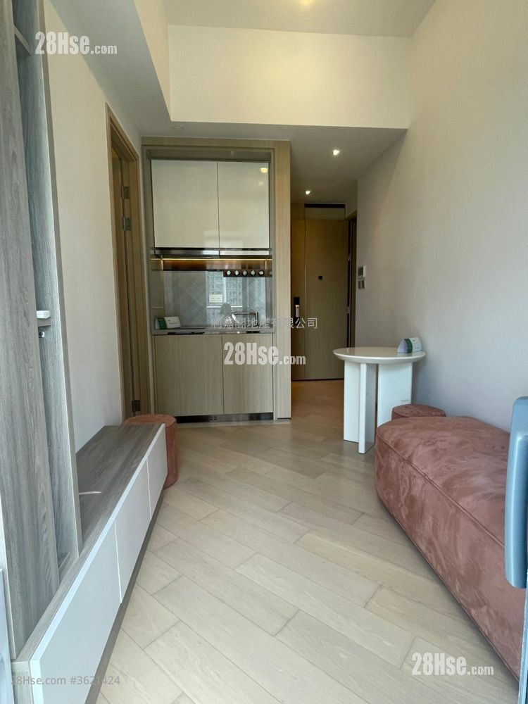 海茵庄园 租盘 288 平方尺 ( 26.8 平方米 ) 海茵庄园 租盘 288 平方尺 ( 26.8 平方米 )