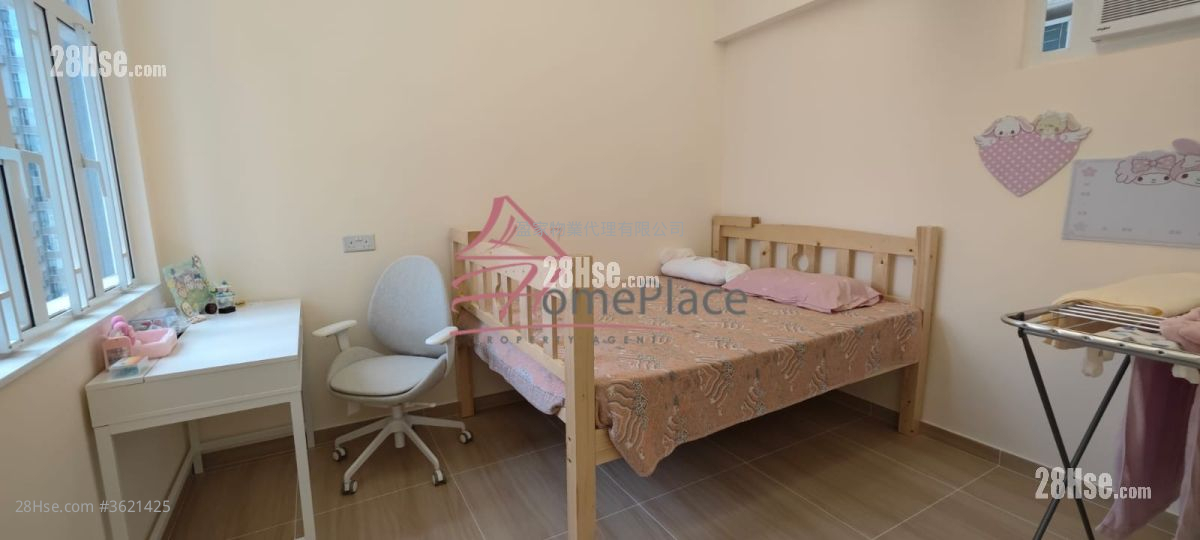 Hing Hon Building Rental 2 Bedrooms , 1 Bathroom 471 ft² ( 43.8 m² ) Hing Hon Building Rental 2 Bedrooms , 1 Bathroom 471 ft² ( 43.8 m² )