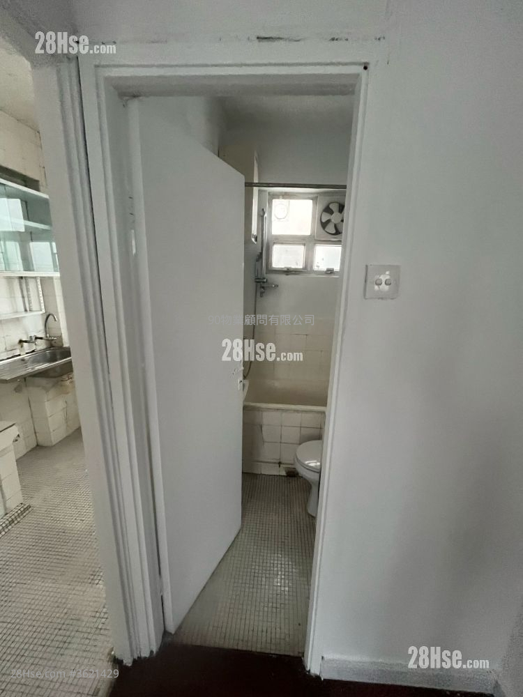 宝树楼 售盘 505 平方尺 ( 46.9 平方米 ) 宝树楼 售盘 505 平方尺 ( 46.9 平方米 )