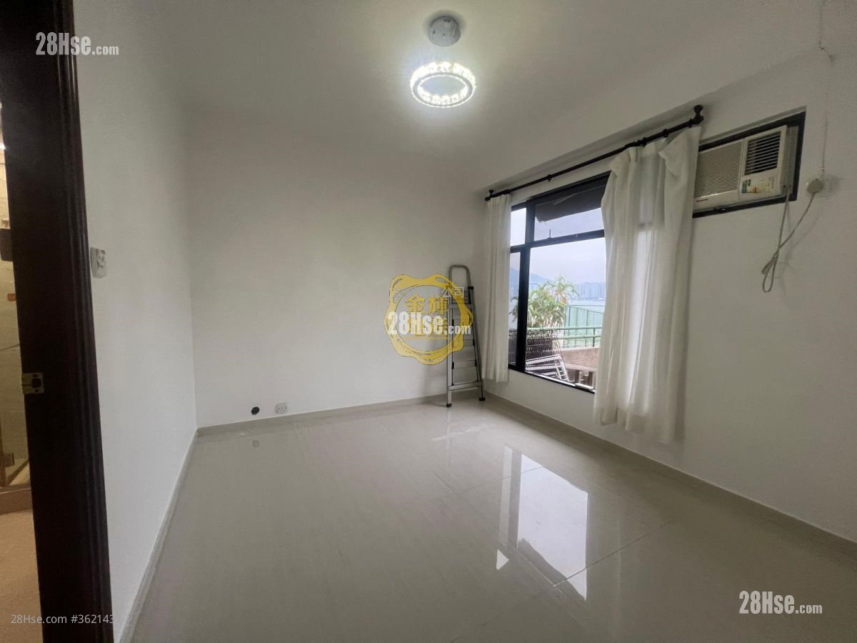 龙珠岛花园 售盘 3 房 , 2 浴室 753 平方尺 ( 70.0 平方米 ) 龙珠岛花园 售盘 3 房 , 2 浴室 753 平方尺 ( 70.0 平方米 )