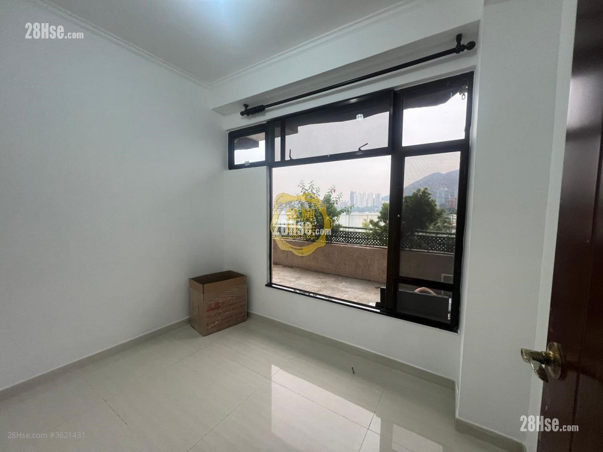 龙珠岛花园 售盘 3 房 , 2 浴室 753 平方尺 ( 70.0 平方米 ) 龙珠岛花园 售盘 3 房 , 2 浴室 753 平方尺 ( 70.0 平方米 )