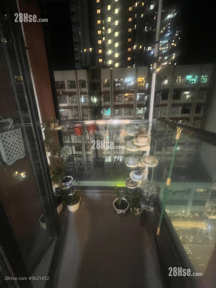 青荟 租盘 2 房 , 1 浴室 341 平方尺 ( 31.7 平方米 ) 青荟 租盘 2 房 , 1 浴室 341 平方尺 ( 31.7 平方米 )